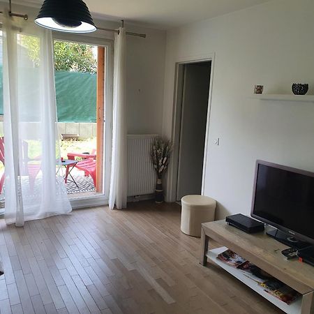 Appartement Cormeilles Exterior photo